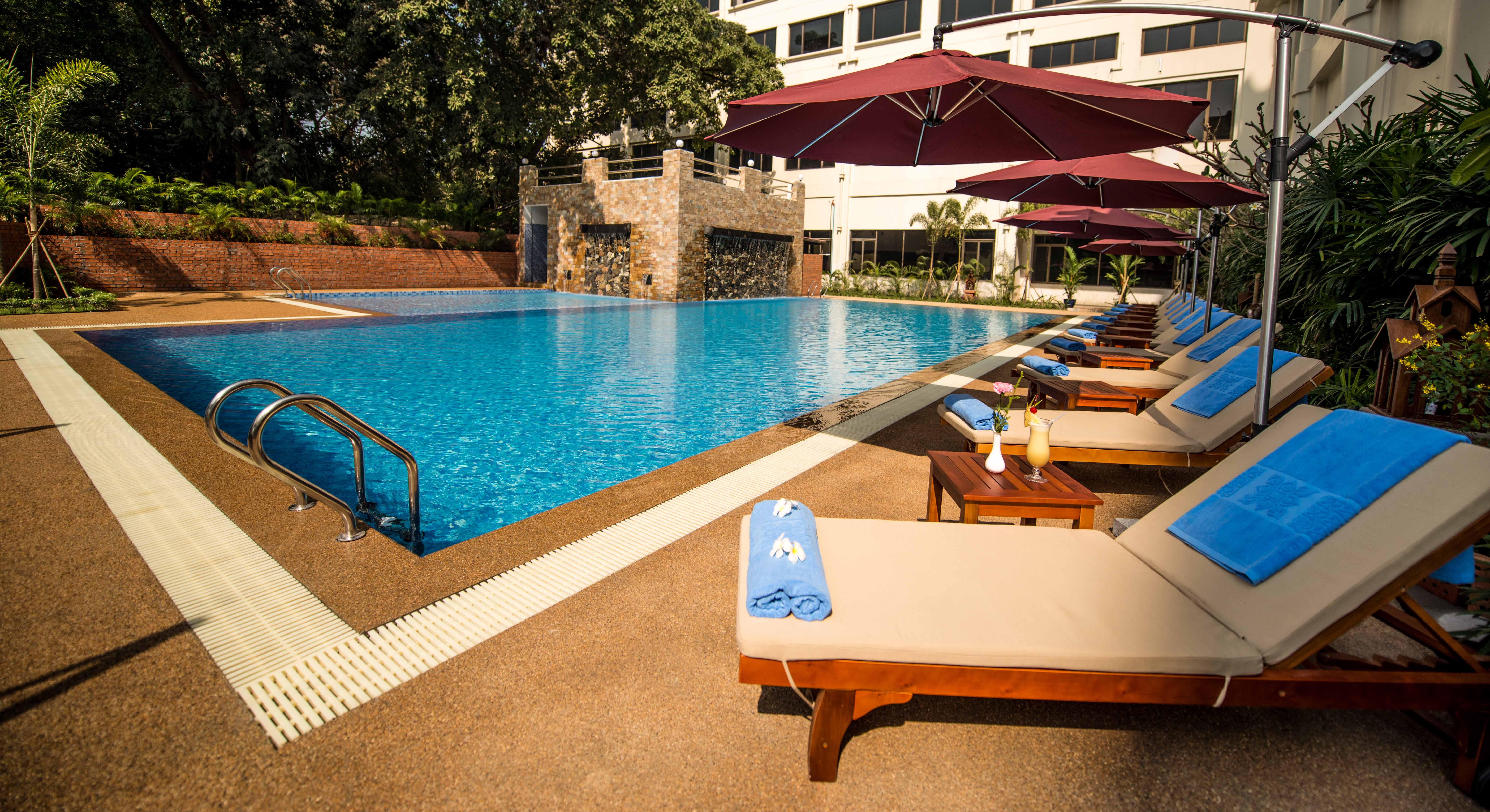 Rose Garden Hotel Yangon Exterior foto