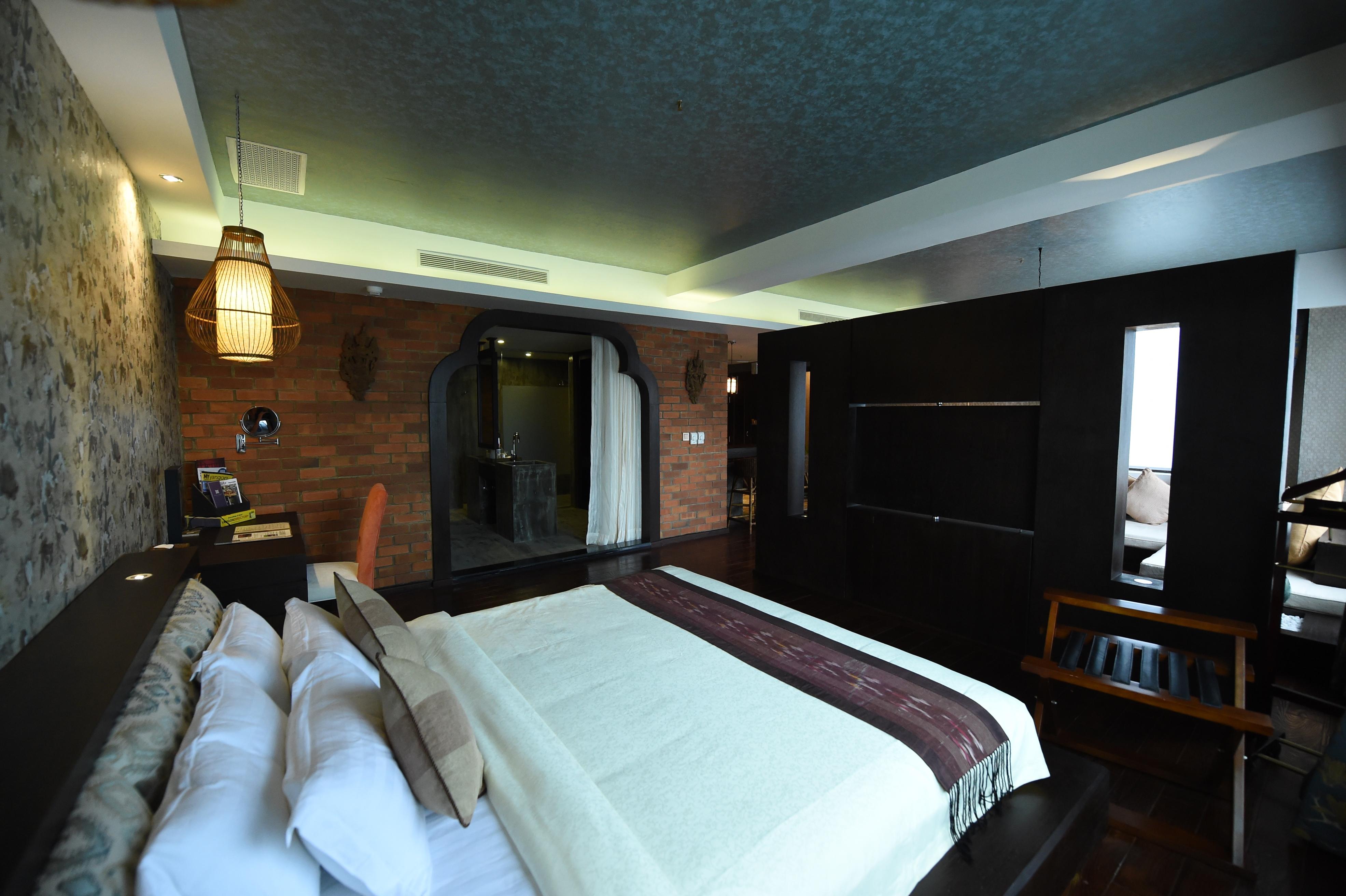 Rose Garden Hotel Yangon Exterior foto