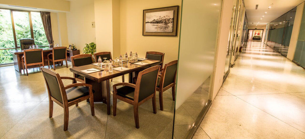 Rose Garden Hotel Yangon Exterior foto